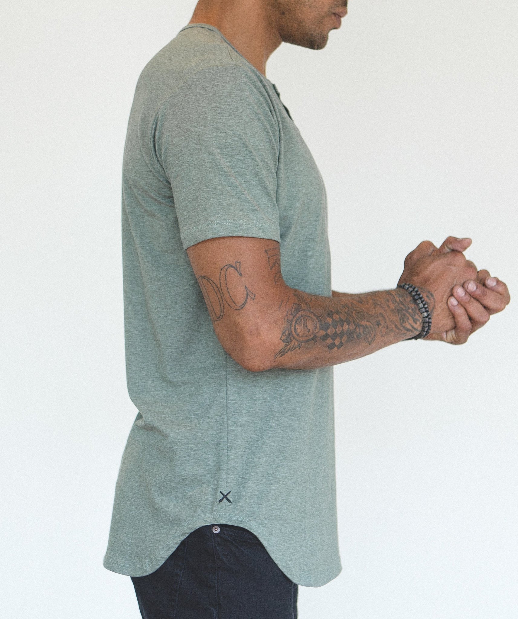 Green S/S Henley Elongated
